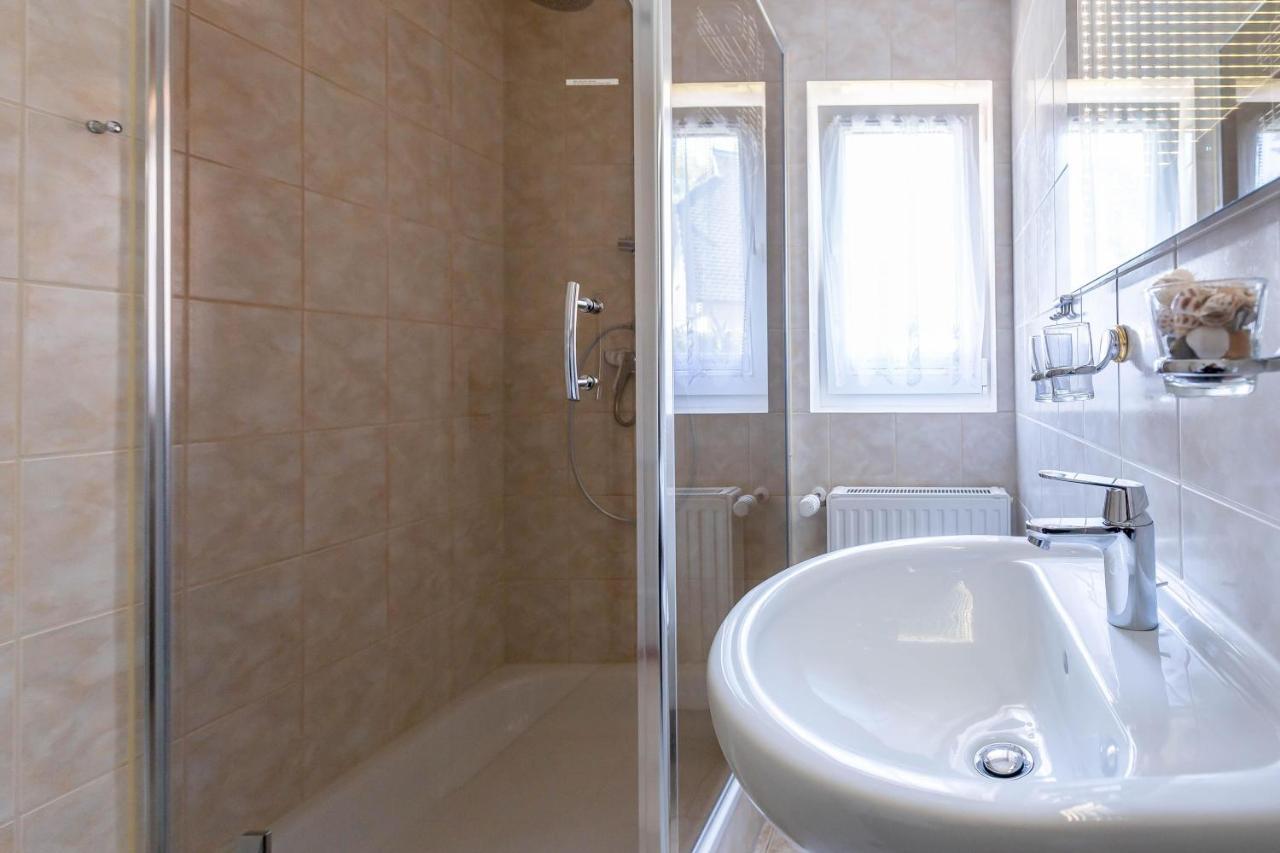 Sonnenblumenhaus 01 Apartment Prerow Bagian luar foto