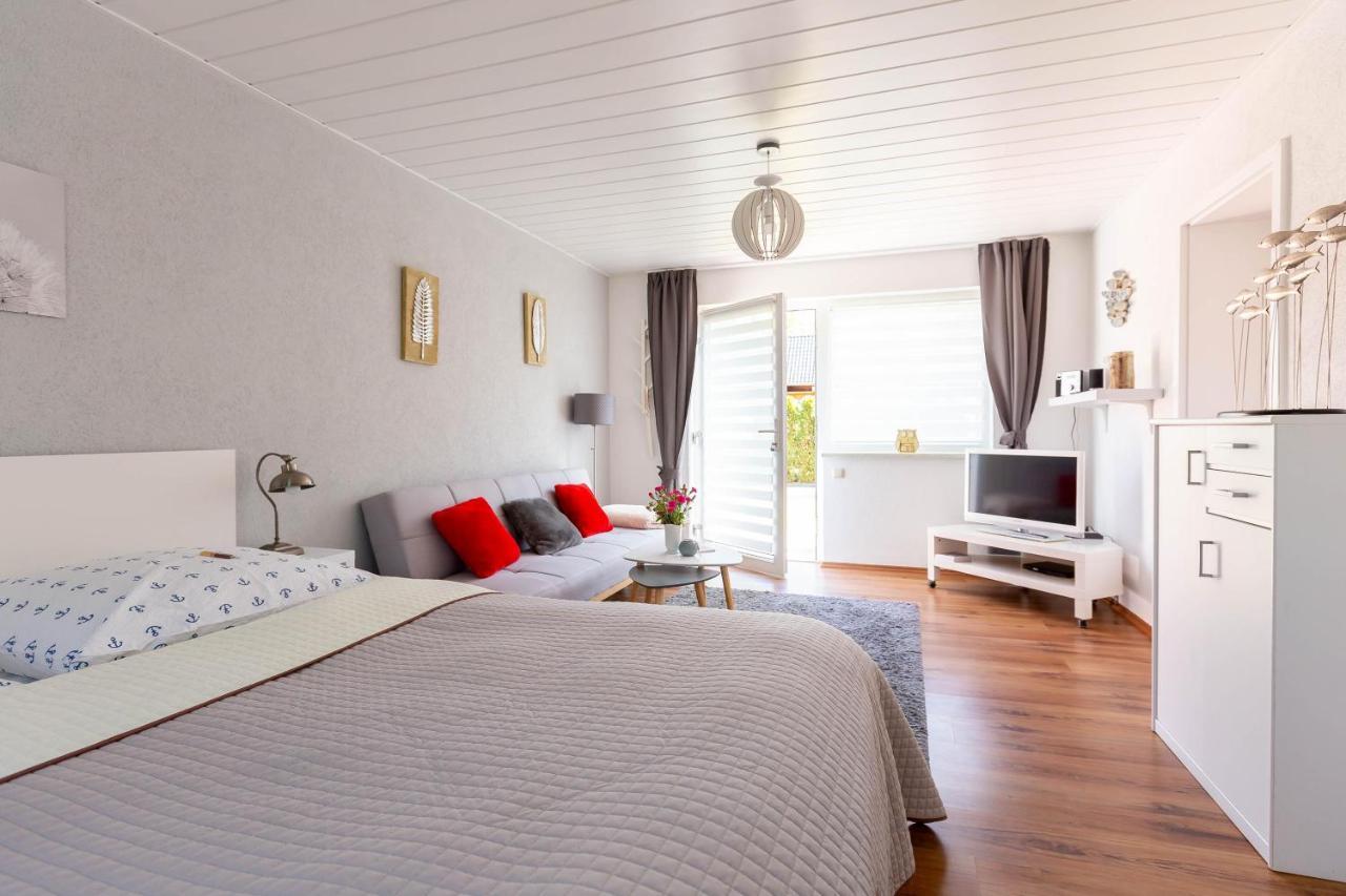 Sonnenblumenhaus 01 Apartment Prerow Bagian luar foto